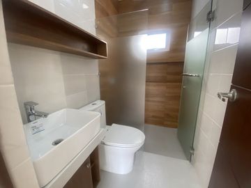 Why Wait? This Amparo Caloocan Townhouse Is Ready When You Are -Keziah
