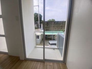 Why Wait? This Amparo Caloocan Townhouse Is Ready When You Are -Keziah