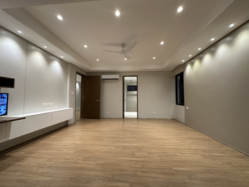 3- Storey Brand New  House & Lot with 5Br and Infinity Pool For Sale in Ayala