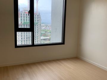 2 Bedroom for Sale in Mandani Bay with balcony at Mandaue City, Cebu