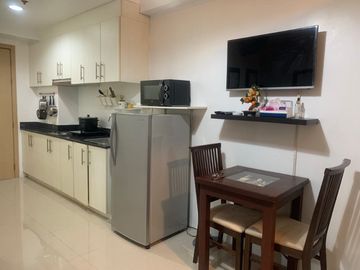 FOR SALE: One Bedroom Unit, Tower D, Facing Amenities