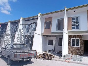 Country Villas town house and single attached