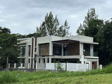 Brand New House and Lot FOR SALE at Pueblo Del Sol Subdivision Tagaytay
