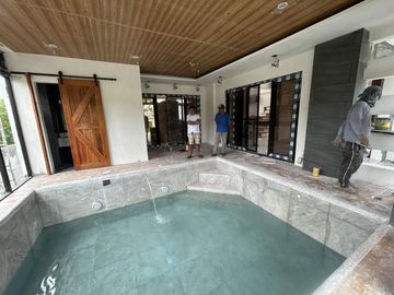 Brand New House and Lot FOR SALE at Splendido Taal Laurel Batangas
