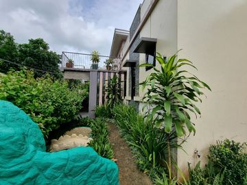 ASTONISHING 3 BEDROOM BUNGALOW WITH HIGH CEILING