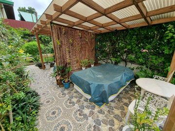 ASTONISHING 3 BEDROOM BUNGALOW WITH HIGH CEILING