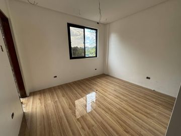 Ready to move in house FOR SALE in Amparo Caloocan City -Rey