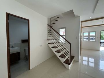 Perfect for Small Families: 3BR Townhouse with Garage in Amparo Caloocan -Keziah