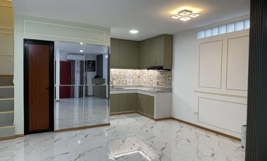 Newly Renovated 2 Storey Townhouse with 3BR and Parking FOR SALE in Quezon City