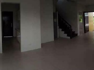 Ready for occupancy house in Metrogate Tagaytay City