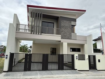 BRAND NEW HOUSE AND LOT FOR SALE IN GRAND PARKPLACE IMUS CAVITE