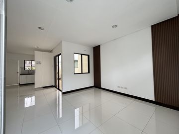 BRAND NEW HOUSE AND LOT FOR SALE IN GRAND PARKPLACE IMUS CAVITE