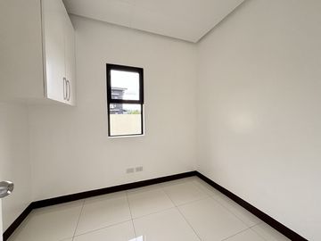 BRAND NEW HOUSE AND LOT FOR SALE IN GRAND PARKPLACE IMUS CAVITE