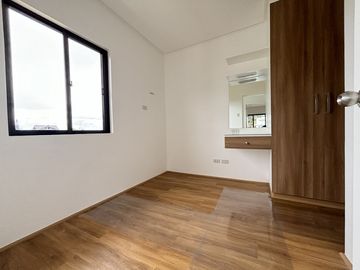 BRAND NEW HOUSE AND LOT FOR SALE IN GRAND PARKPLACE IMUS CAVITE