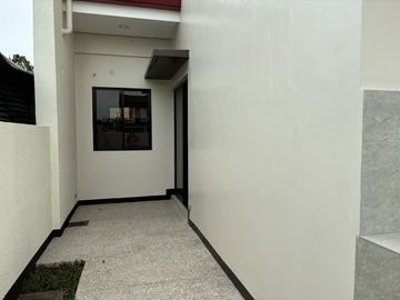 BRAND NEW HOUSE AND LOT FOR SALE IN GRAND PARKPLACE IMUS CAVITE