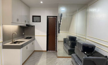 2 Storey Townhouse Newly Renovated with 2BR and Parking FOR SALE in Quezon City