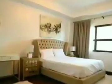 Luxurious Penthouse 3-Bedroom Condominium in Avalon, Cebu Business Park-Ayala