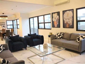 Luxurious Penthouse 3-Bedroom Condominium in Avalon, Cebu Business Park-Ayala
