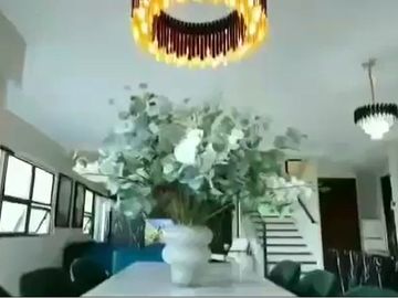 Luxurious Penthouse 3-Bedroom Condominium in Avalon, Cebu Business Park-Ayala