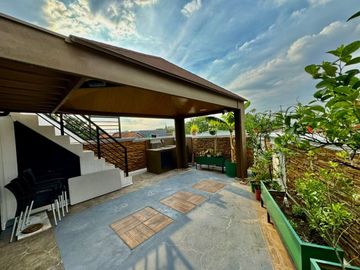 FOR SALE Modern Tropical House in Meadowood Bacoor, Cavite
