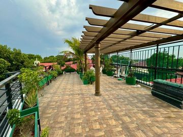 FOR SALE Modern Tropical House in Meadowood Bacoor, Cavite