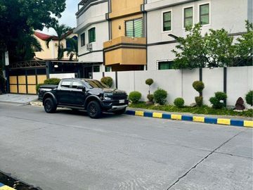 FOR SALE Modern Tropical House in Meadowood Bacoor, Cavite
