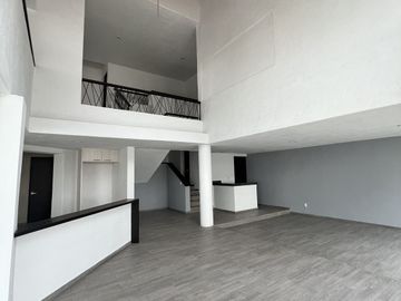 CASA EN VENTA EN JURIQUILLA  SOBRE CALLE, UNA GRAN OPORTUNIDAD DE INVERSION