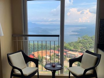 Clean Title RFO 1BR w/ Balcony FOR SALE at SMDC Wind Residences Tagaytay Cavite