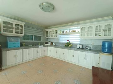 House And Lot For Sale At Tagaytay Country Homes 2