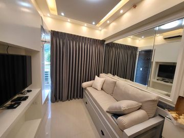 RFO 1BR w/ Balcony & Parking FOR SALE at Twin Lakes Vineyard Residences Tagaytay