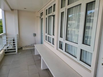 RFO 1BR w/ Balcony & Parking FOR SALE at Twin Lakes Vineyard Residences Tagaytay