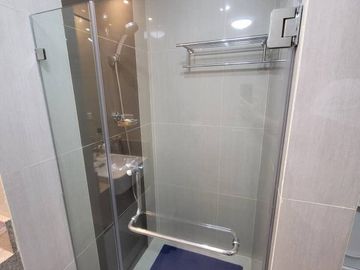 RFO 1BR w/ Balcony & Parking FOR SALE at Twin Lakes Vineyard Residences Tagaytay