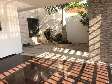 CASA EN RENTA EN LAS AMERICAS, MERIDA