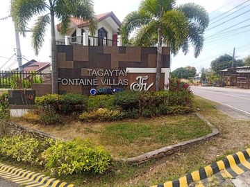 3BR House for SALE in Tagaytay Fontaine Villas Cavite