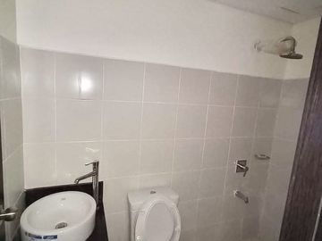 For Sale: Preselling Condo In Pasig Cainta 1BR Empire East Highland City