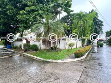 Corner Bungalow House and Lot For Sale inside Exclusive Subdivision