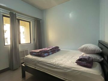 CONDOMINIUM UNIT for SALE in  Pinecrest Residential Newport City Pasay