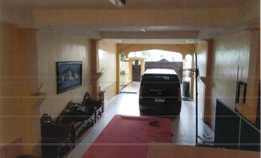 For Sale: Spacious 7BR Furnished House w/ 3-Car Garage & Garden in Blue Ridge QC