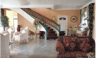 For Sale: Spacious 7BR Furnished House w/ 3-Car Garage & Garden in Blue Ridge QC