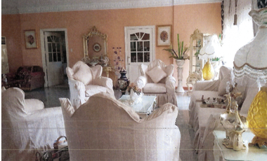 For Sale: Spacious 7BR Furnished House w/ 3-Car Garage & Garden in Blue Ridge QC