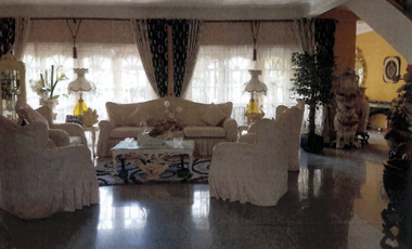 For Sale: Spacious 7BR Furnished House w/ 3-Car Garage & Garden in Blue Ridge QC