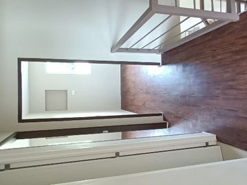 Corner Lot RFO!!!Executive Townhomes in Imus, Cavite!! Near Open Canal