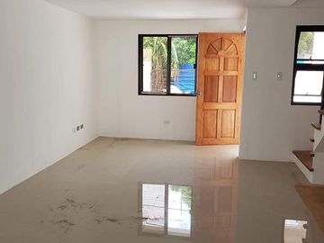 BRONX TOWNHOMES for Sale at North Fairview Subdivision Subdivision near MRT 7