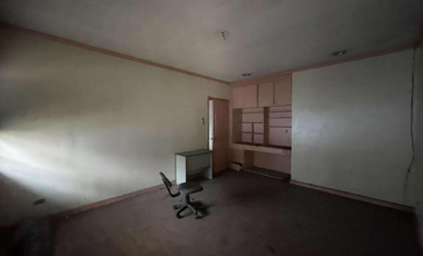 220sqm House and Lot with 3Br and 2 Parking FOR SALE in Scout Area, QC
