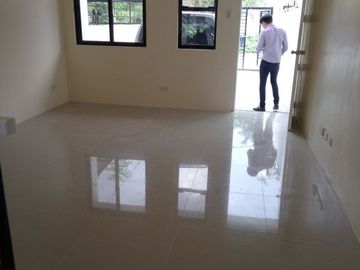 4.9M, 3 STOREY CUSTOMIZED DUPLEX AT VIOLAGO HOMOES, Subd., Batasan Hills Q.C