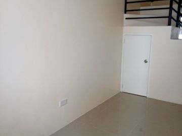 4.9M, 3 STOREY CUSTOMIZED DUPLEX AT VIOLAGO HOMOES, Subd., Batasan Hills Q.C