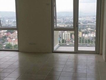 For Sale: BI Level unit 25K Monthly 5% DP only Kasara Urban Resort Pasig