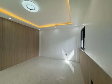 Find Comfort & Class in This 2-Storey Home in Colinas Verdes Subdivision -Keziah