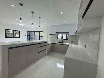 Find Comfort & Class in This 2-Storey Home in Colinas Verdes Subdivision -Keziah