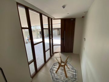 52M Near St Jude Modern 4 Storey  Townhouse w/Attic For Sale in Paco Manila LSS